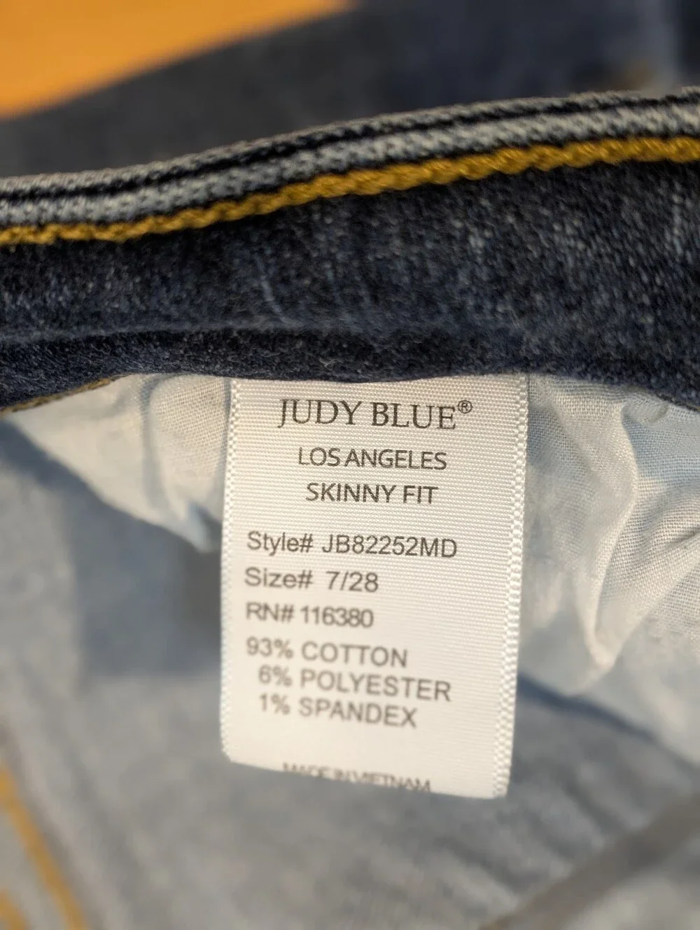 Judy Blue Skinny Fit Jeans Medium Wash Raw Hem Sz 5/28 JB82252MD Whiskers Denim